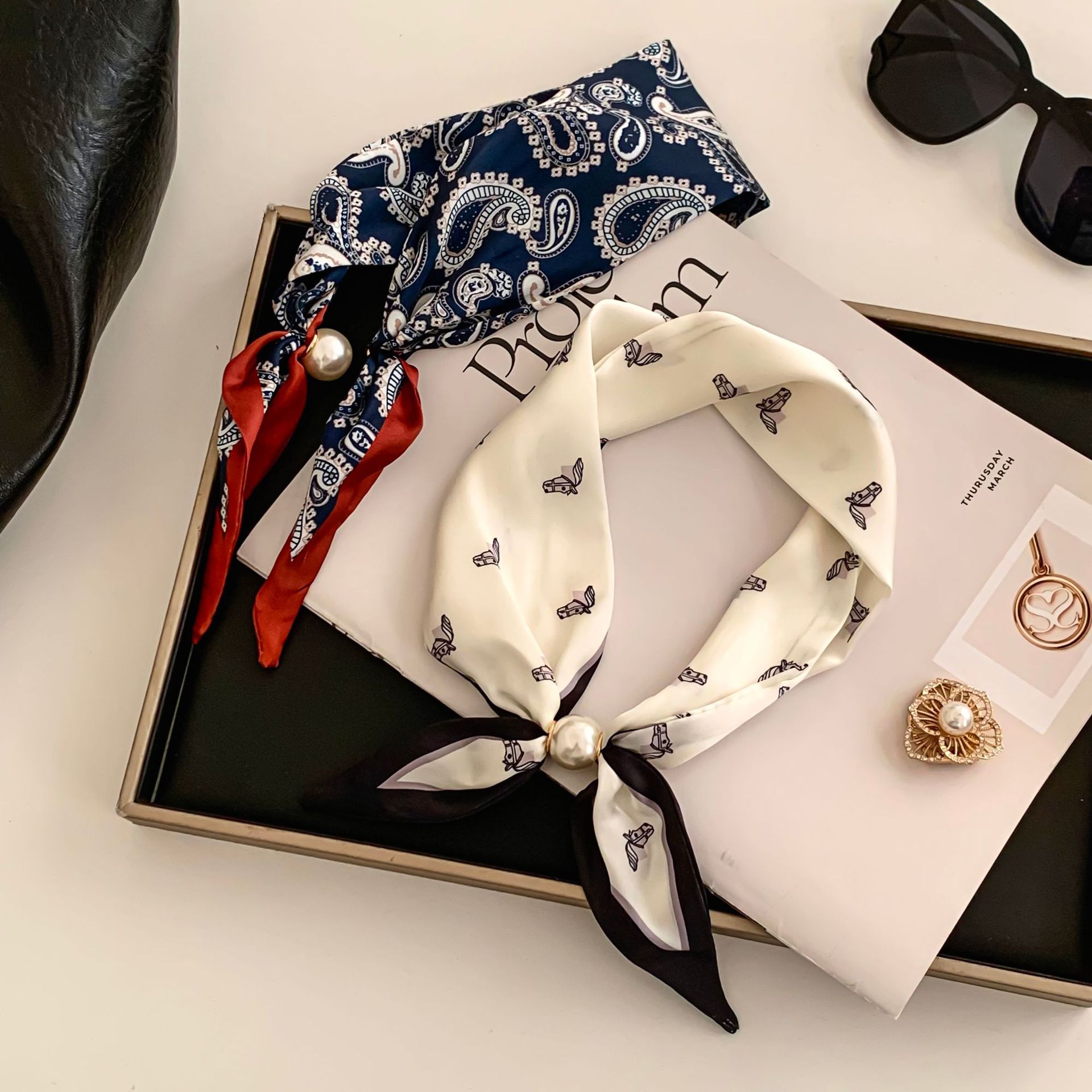 Cashew Flower Silk Scarf Effor - Outdoor Furniture Decor 리뷰 및 가격