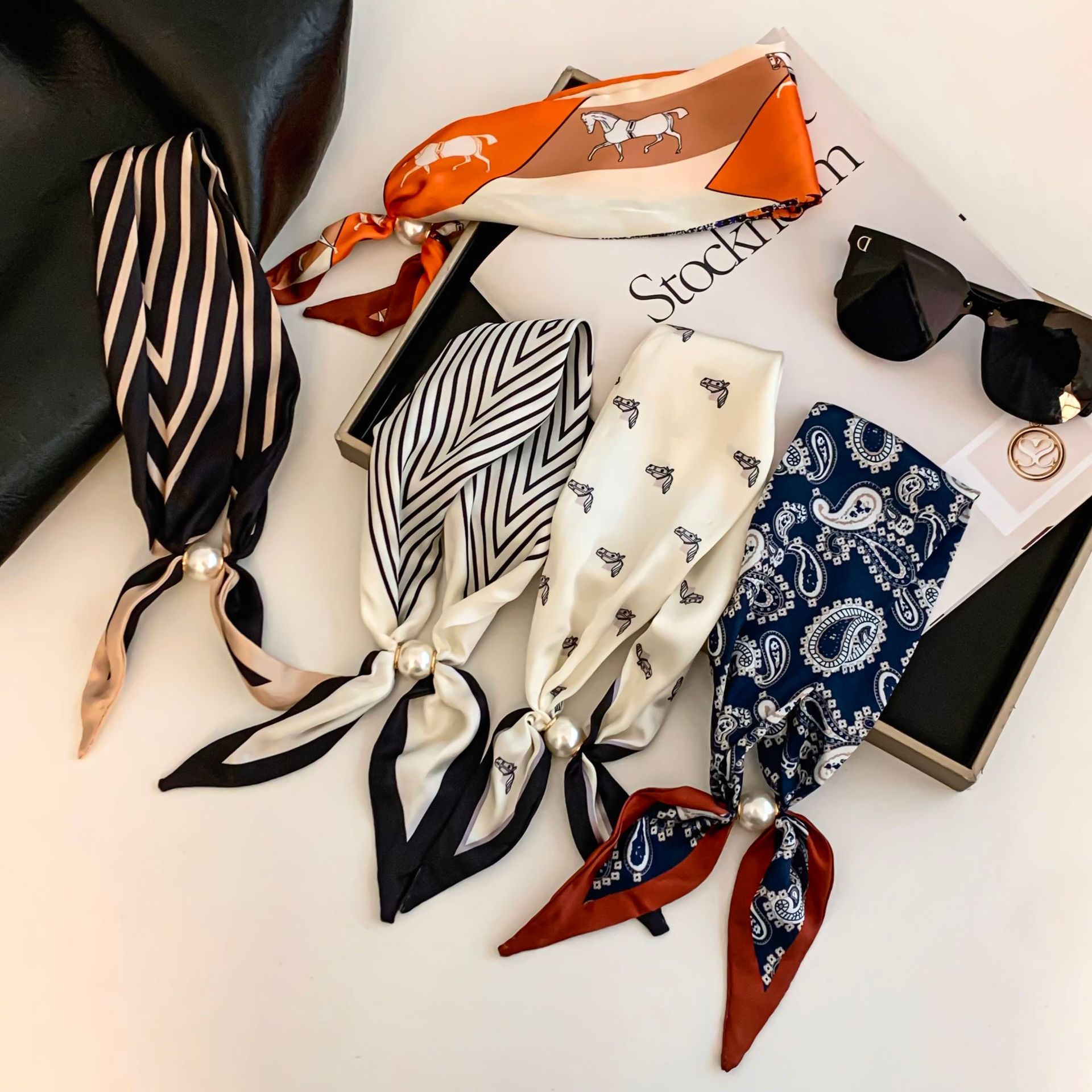 Cashew Flower Silk Scarf Effor - Outdoor Furniture Decor 리뷰 및 가격