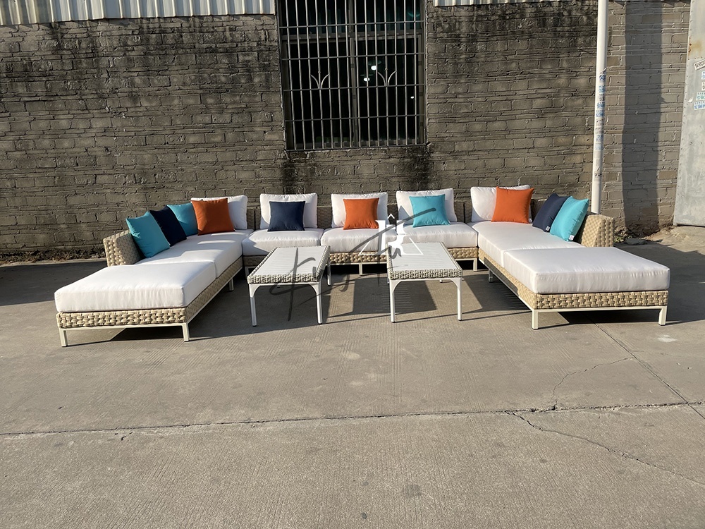 Outdoor Courtyard Pool Section - Outdoor Furniture Metal Chairs 리뷰 및 가격